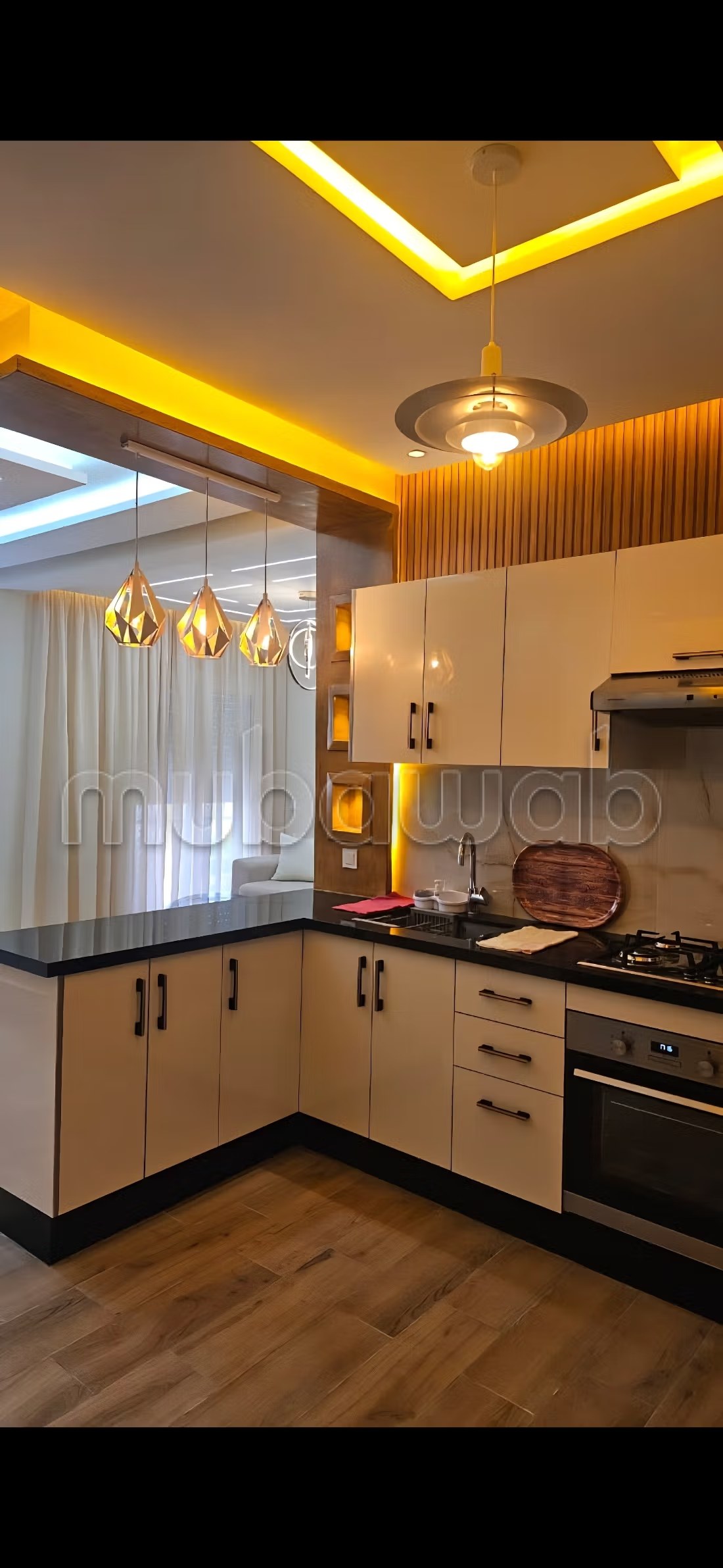 Location d'un appartement à Bab Al Bahar. 2 chambres agréables. Places de parking et terrasse