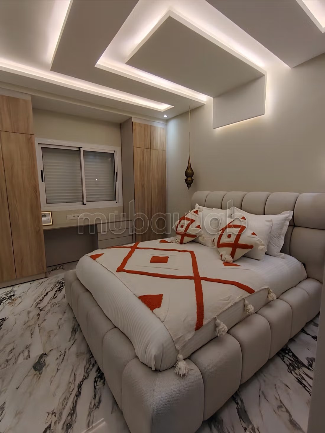 Location d'un appartement à Borj. 2 chambres. Ascenseur et terrasse