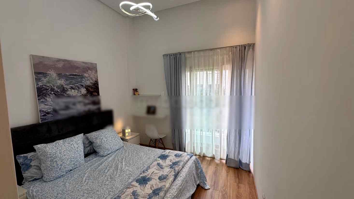 Appartement à louer trois chambres salon meublé a côté de Venizia Ice