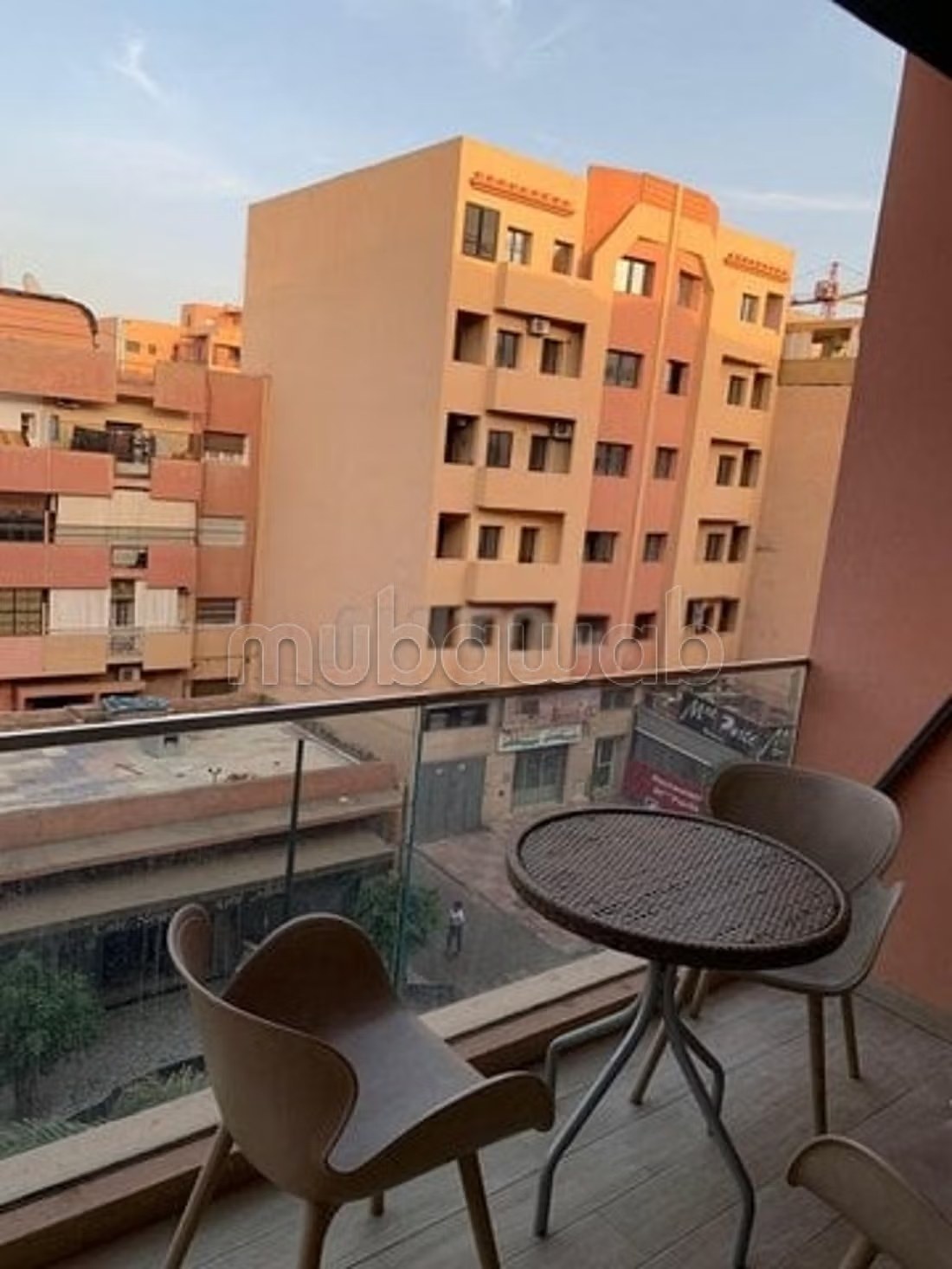 Location d'un appartement à Guéliz. 1 chambre. Ascenseur et terrasse