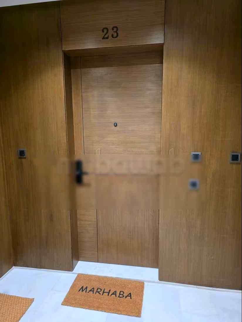Sunny Apartment 23