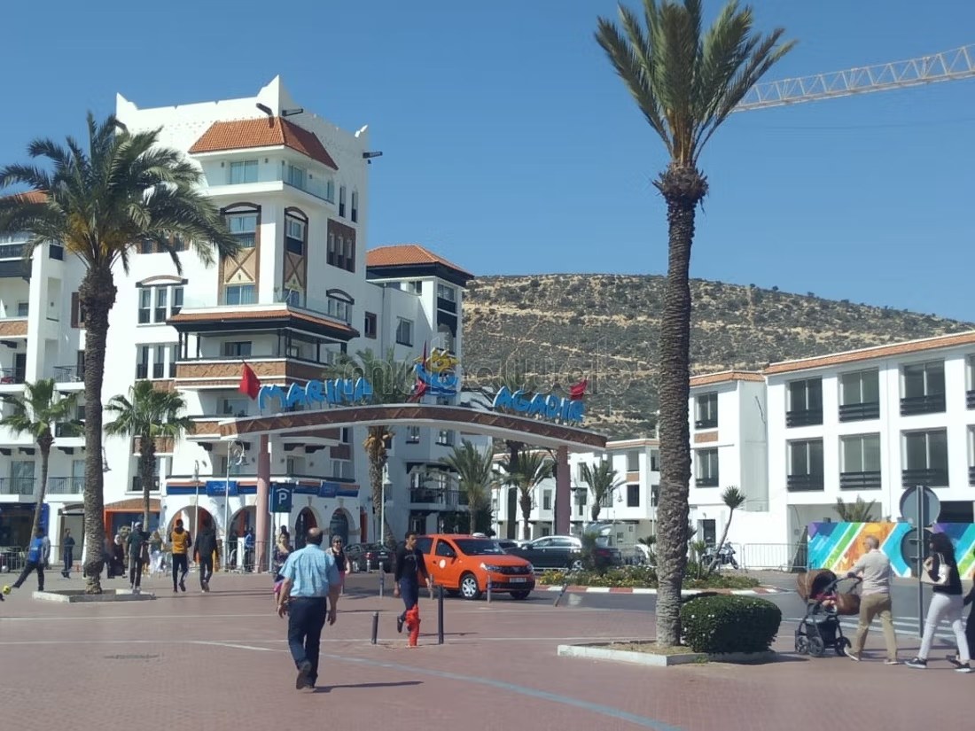 Location saisonnière à la marina d'agadir Secteur Touristique à la marina agadir. 2 chambres et salon - Photo 3
