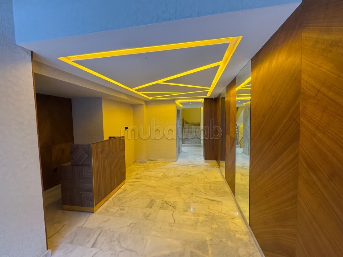 Très belle appartement luxueux en location vacance à iberia centre avec parking et wifi - Photo 19