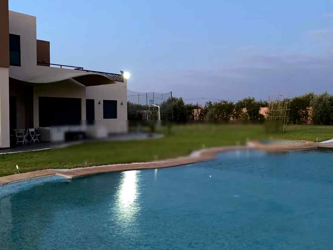 Location saisonnière villa haut standing à Riad Al Atlas. Superficie 500 m². Fenêtres avec double vitrage et porte blindée - Photo 30