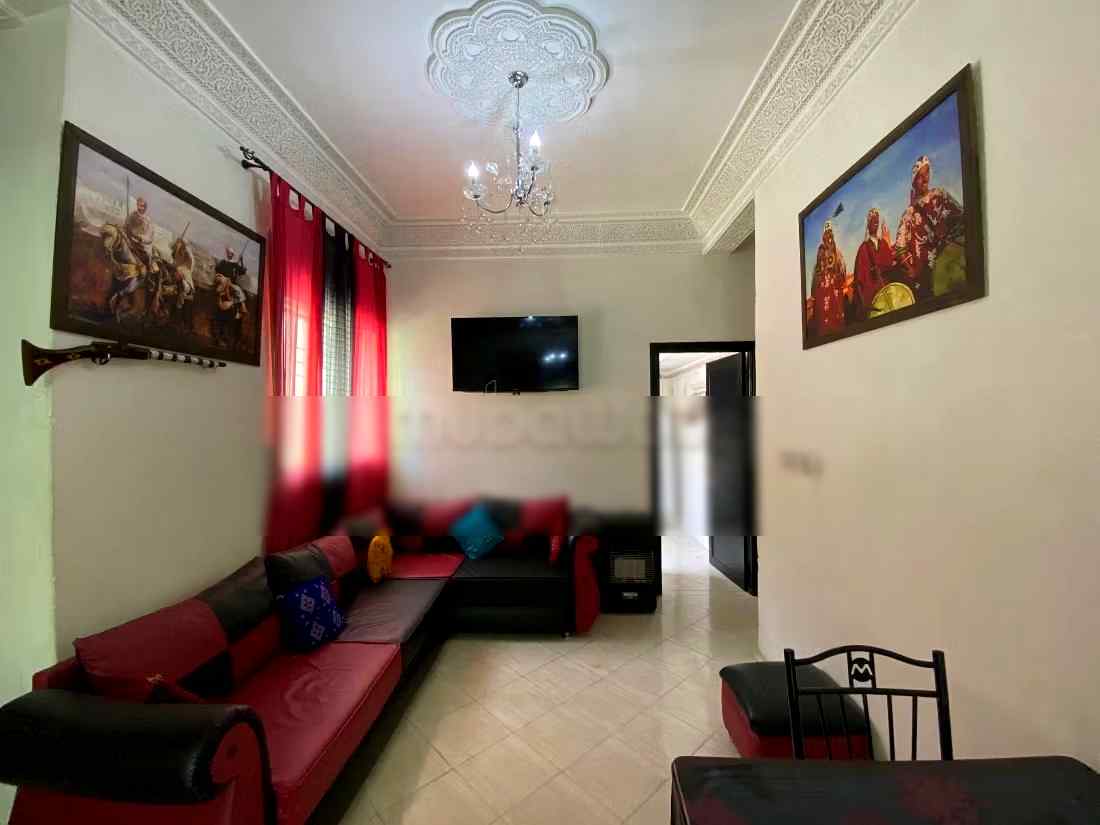 Location saisonnière en Centre. 2 belles chambres. Résidence avec concierge, climatisation générale