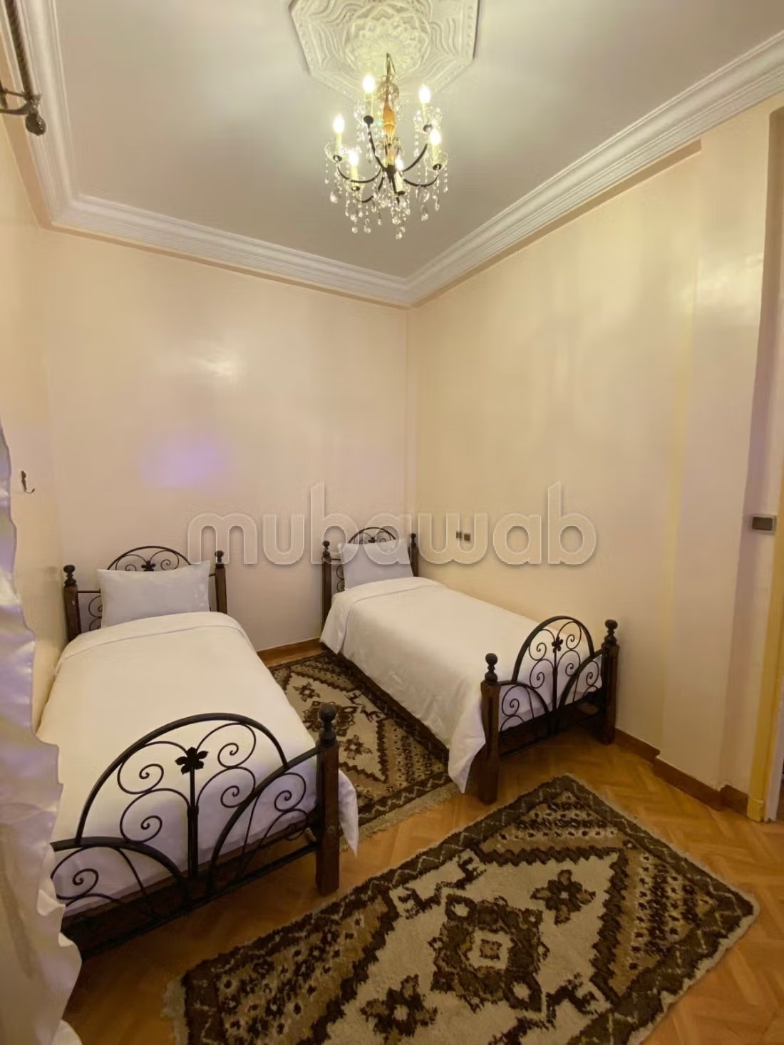 Appartements à louer à Rmila. 
3 pièces. 
Cuisine équipée - Photo 8