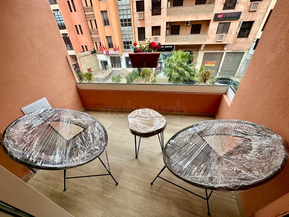 Appartements à louer à Hivernage. 
Surface de 65 m². 
Concierge - Photo 6