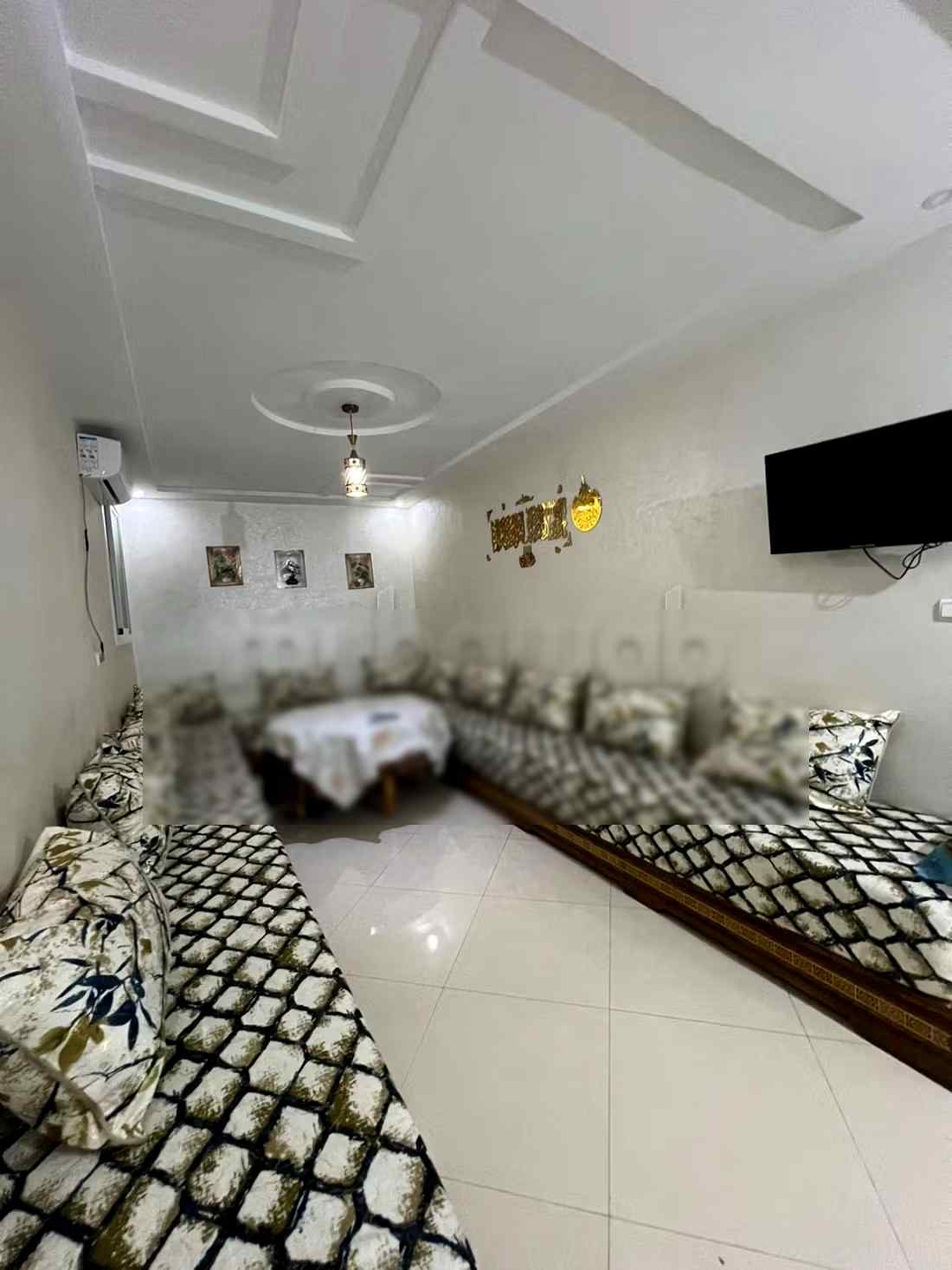 Appartement de vacances à louer à Saïdia. 2 pièces confortables. Salon typique marocain, résidence sécurisée - Photo 2