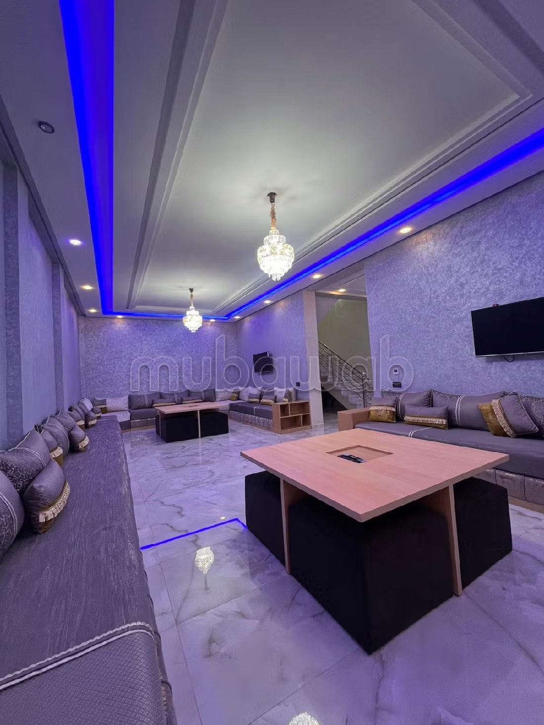 Location saisonnière villa haut standing à Route de Tahanaout. Superficie 410 m². Vue exceptionnelle sur la montagne, Fenêtres en double vitrage - Photo 12