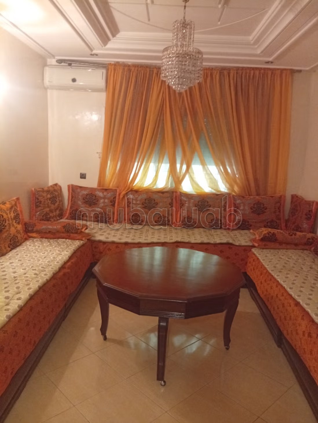 Appartements à louer à Hamria. 
2 pièces. 
Fenêtres double vitrage et chauffage central