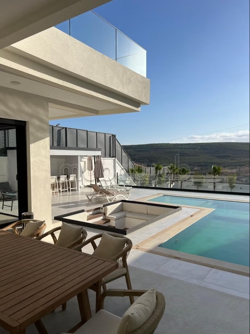 Location saisonnière villa haut standing à Manar. 5 grandes pièces. Vue sur les montagnes, double vitrage - Photo 2