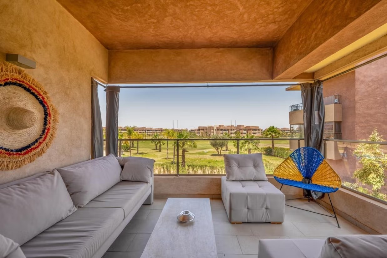 Sublime appartement 3 chambres a prestigia golf city