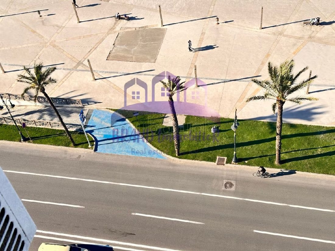 Bel appartement vue direct sur mer à louer TANGER - Photo 5
