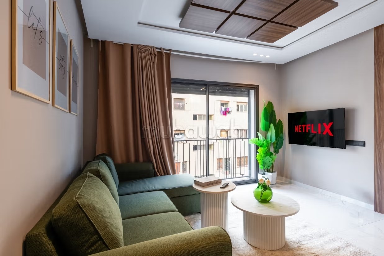 Luxueux 1 chambre Salon/4 personnes/ Garage