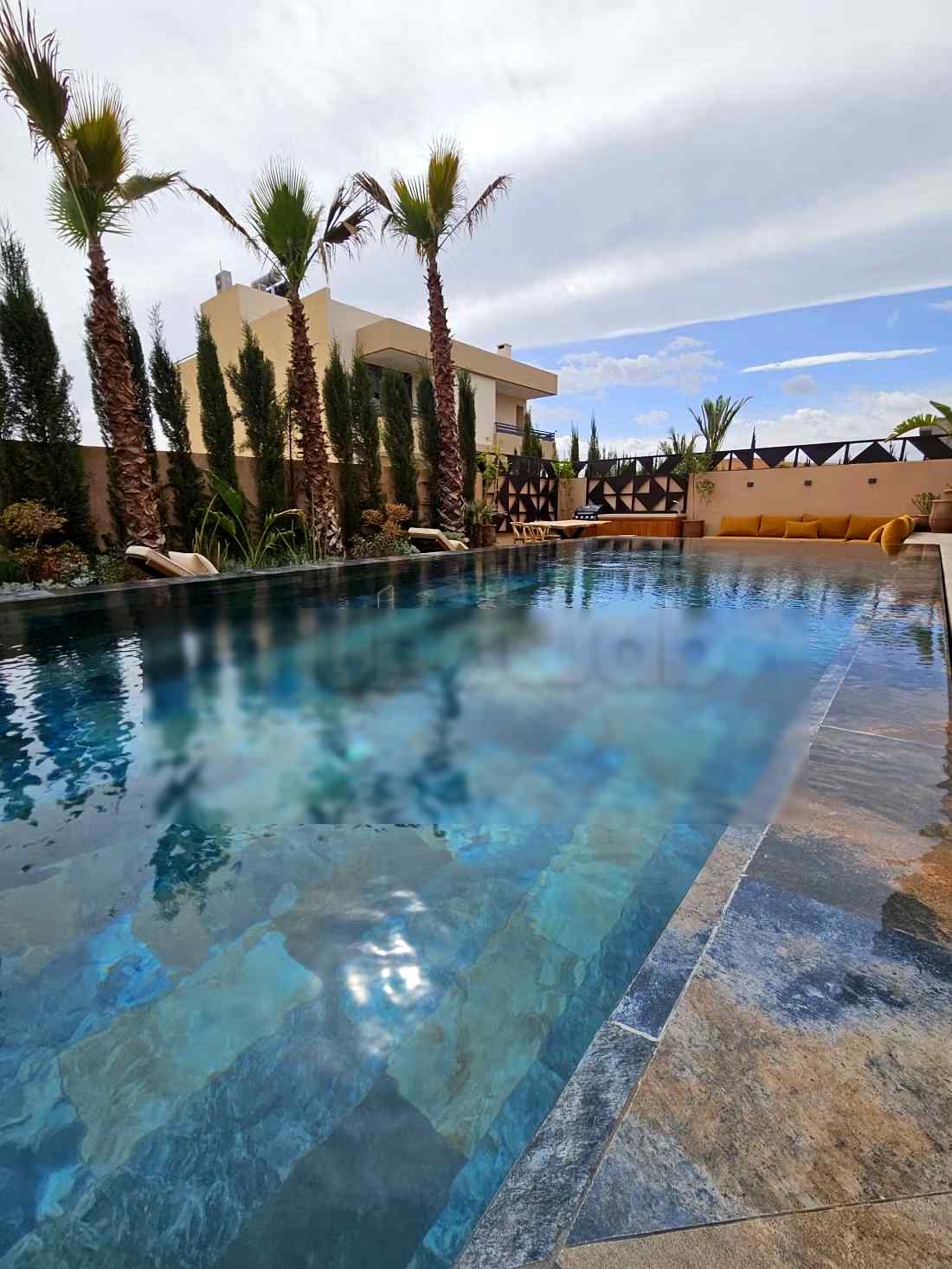 Une trés belle villa à louer à Marrakech - Photo 3