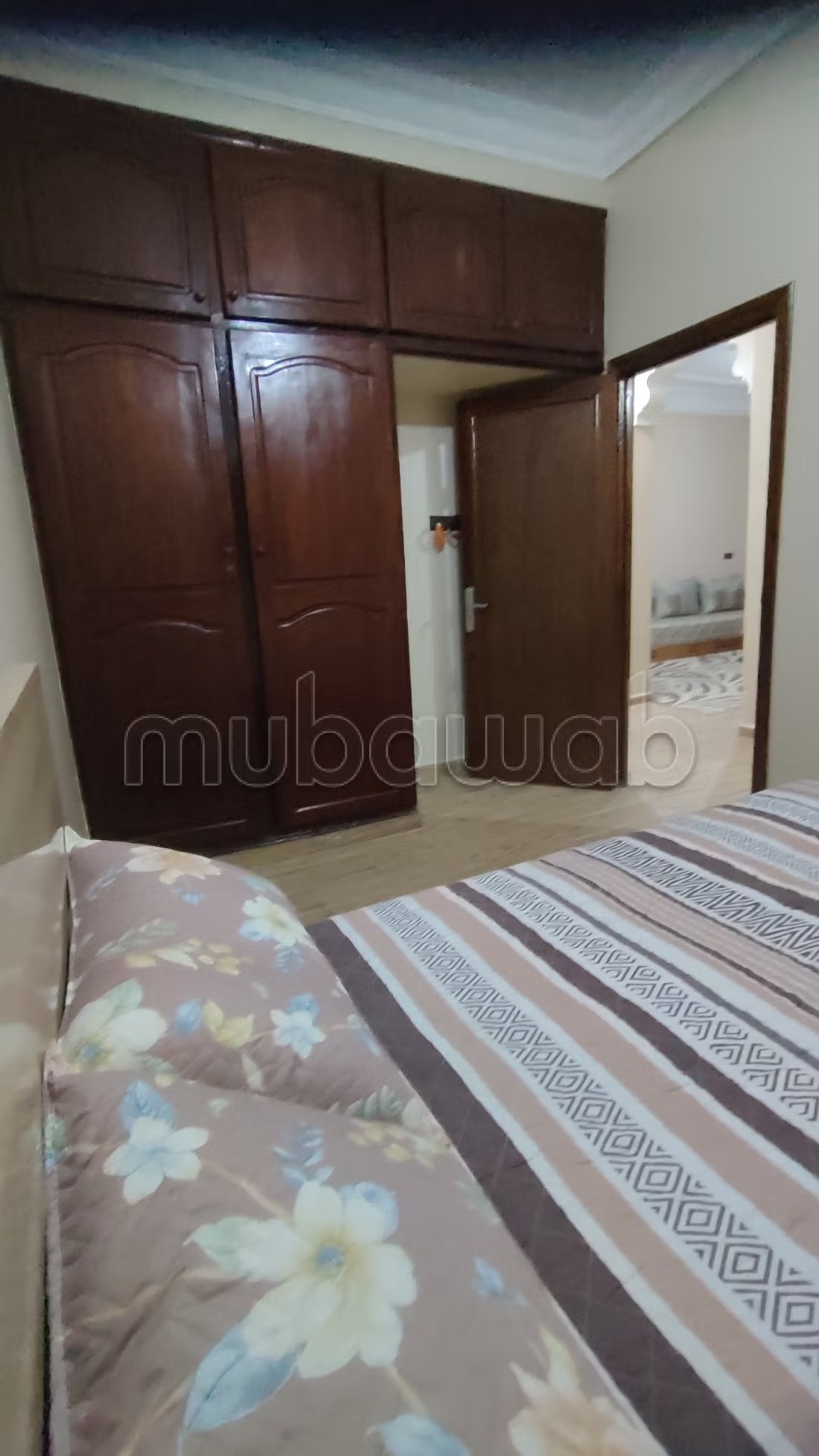 Maison à louer pour vos vacances à Hay Salam. 1 Pièce. Salon traditionnel et porte blindée - Photo 2