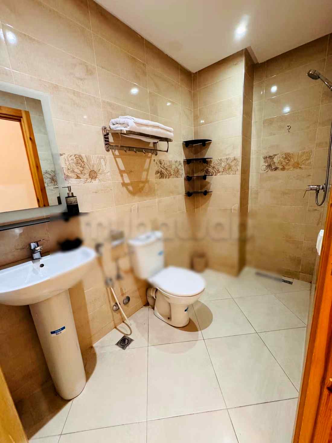 Appartements à louer dans le quartier Mohammedi. Superficie totale de 60 m². Salon authentique, antenne parabolique. - Photo 3