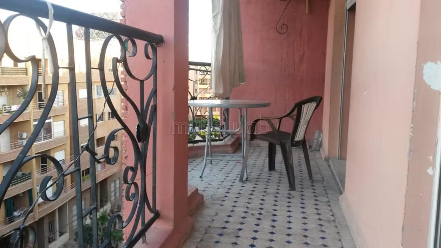 Appartement a centre ville - Photo 2