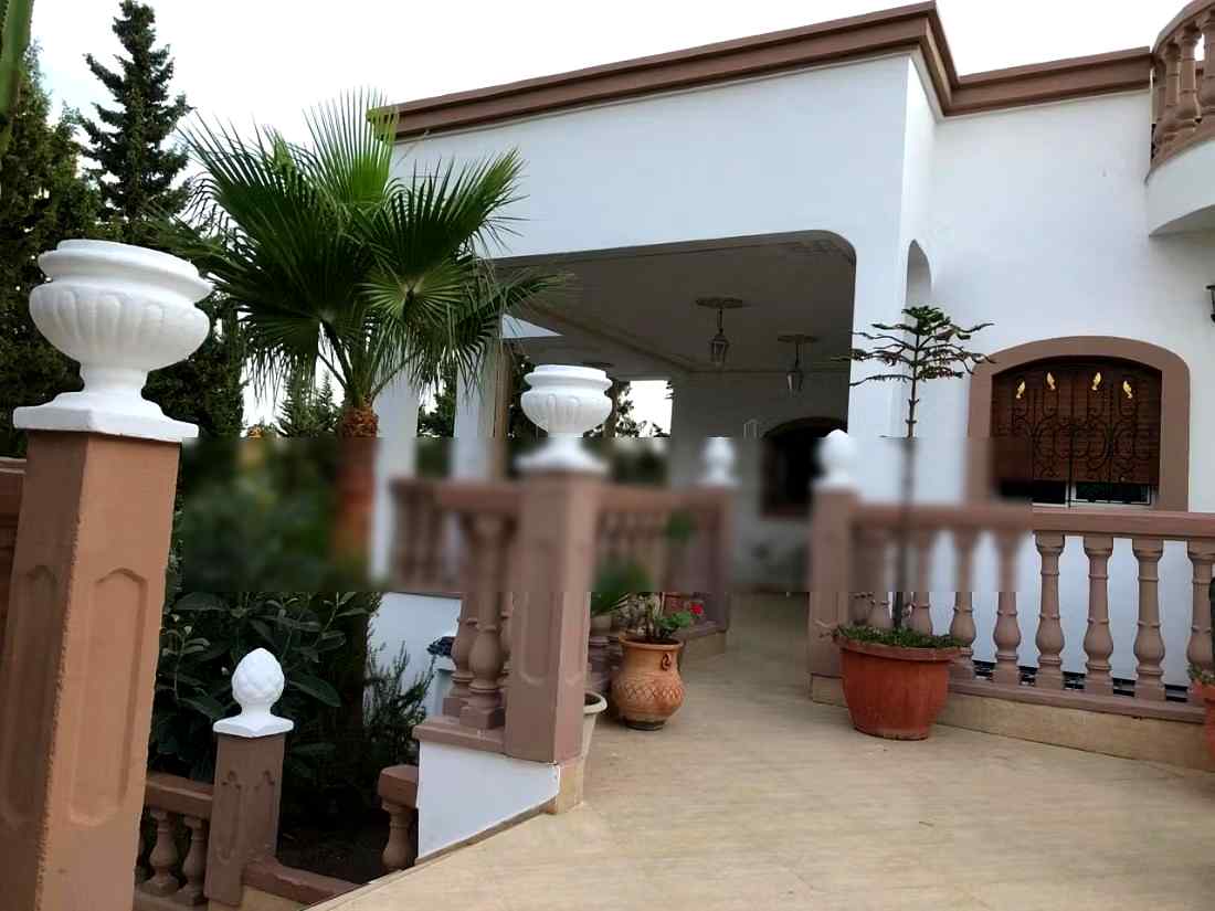 Villa de standing à louer pour vos vacances à M'Diq. 3 chambres agréables. Places de stationnement et jardin - Photo 14