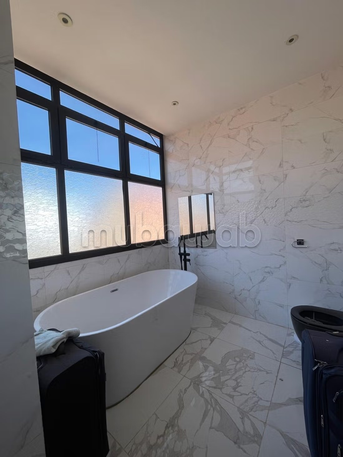 Bel appartement meublé de 113 m² avec rooftop - Photo 12