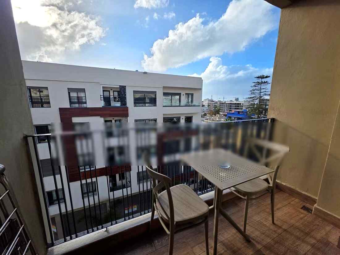 Modern Apartment 21 - Photo 4