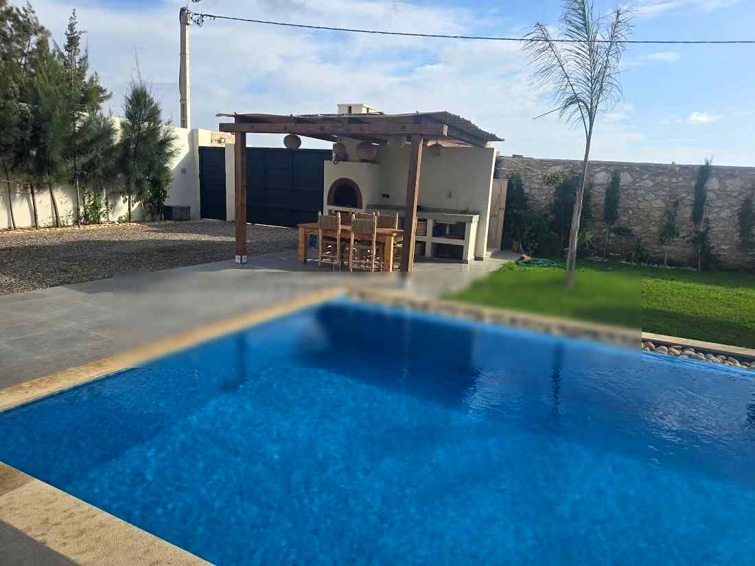 Villa avec piscine sans vis à vis - Photo 26