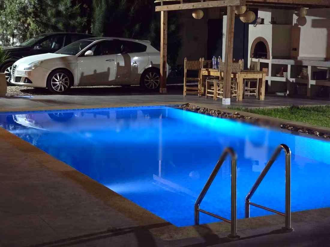 Villa avec piscine sans vis à vis - Photo 20