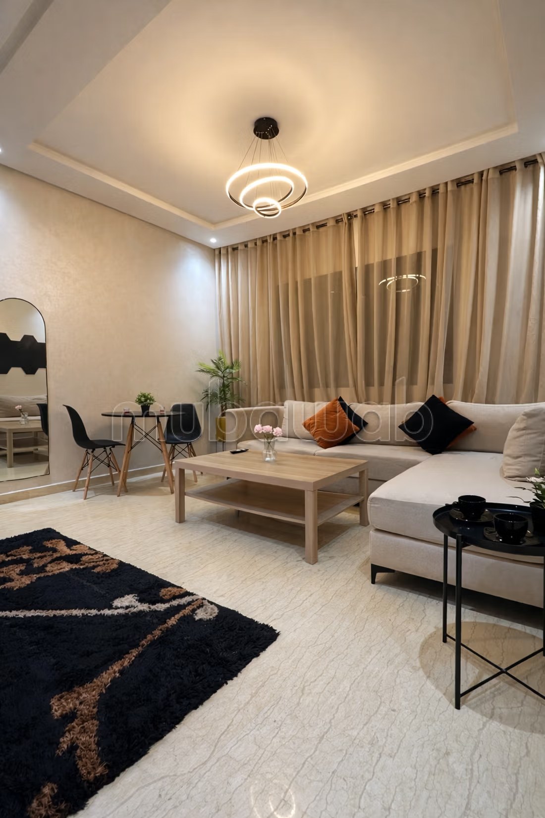 Appartements à louer à Aïn Sebaâ. 3 pièces. Avec garage et ascenseur