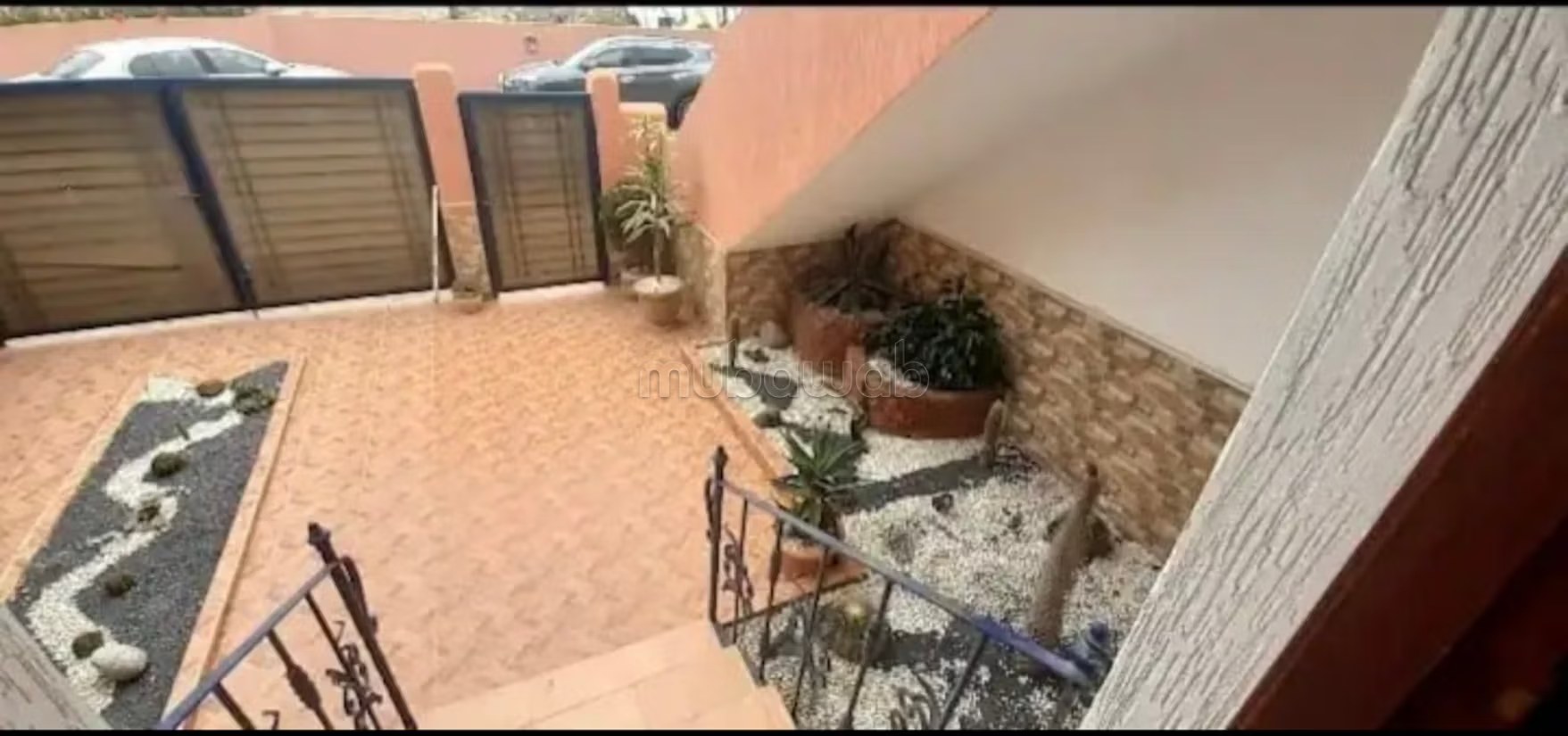 Appartements à louer à Sidi Bouzid. 
5 pièces confortables. 
Places de parking et terrasse - Photo 11