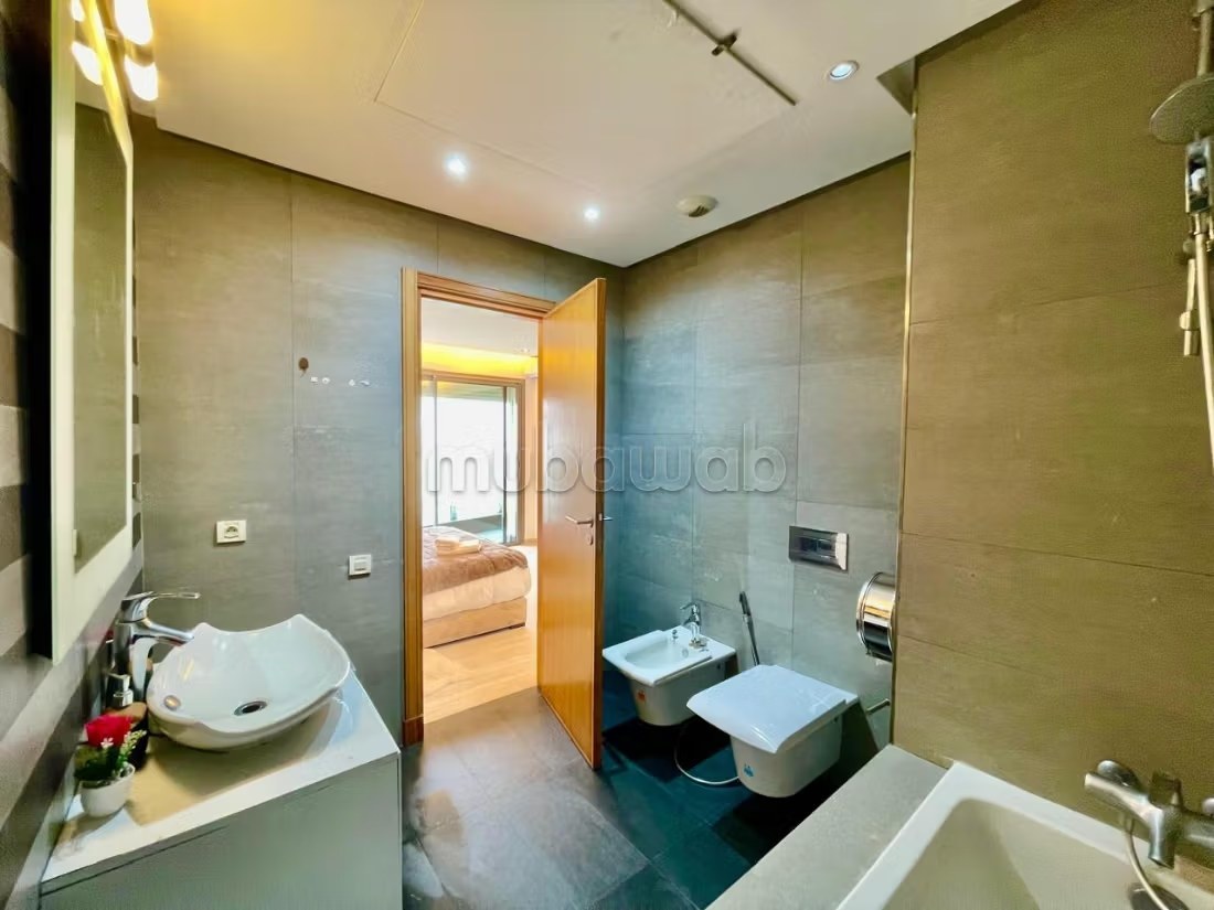 Appartements à louer à Casablanca Marina. 3 pièces. Vue imprenable sur la mer