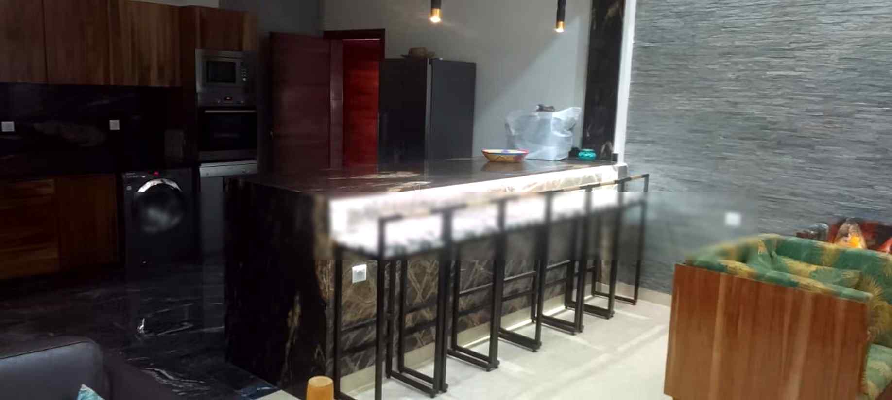 Maison de luxe à louer à Route de Ouarzazate. Surface totale 350 m². Vue exceptionnelle sur la montagne, chauffage central - Photo 12