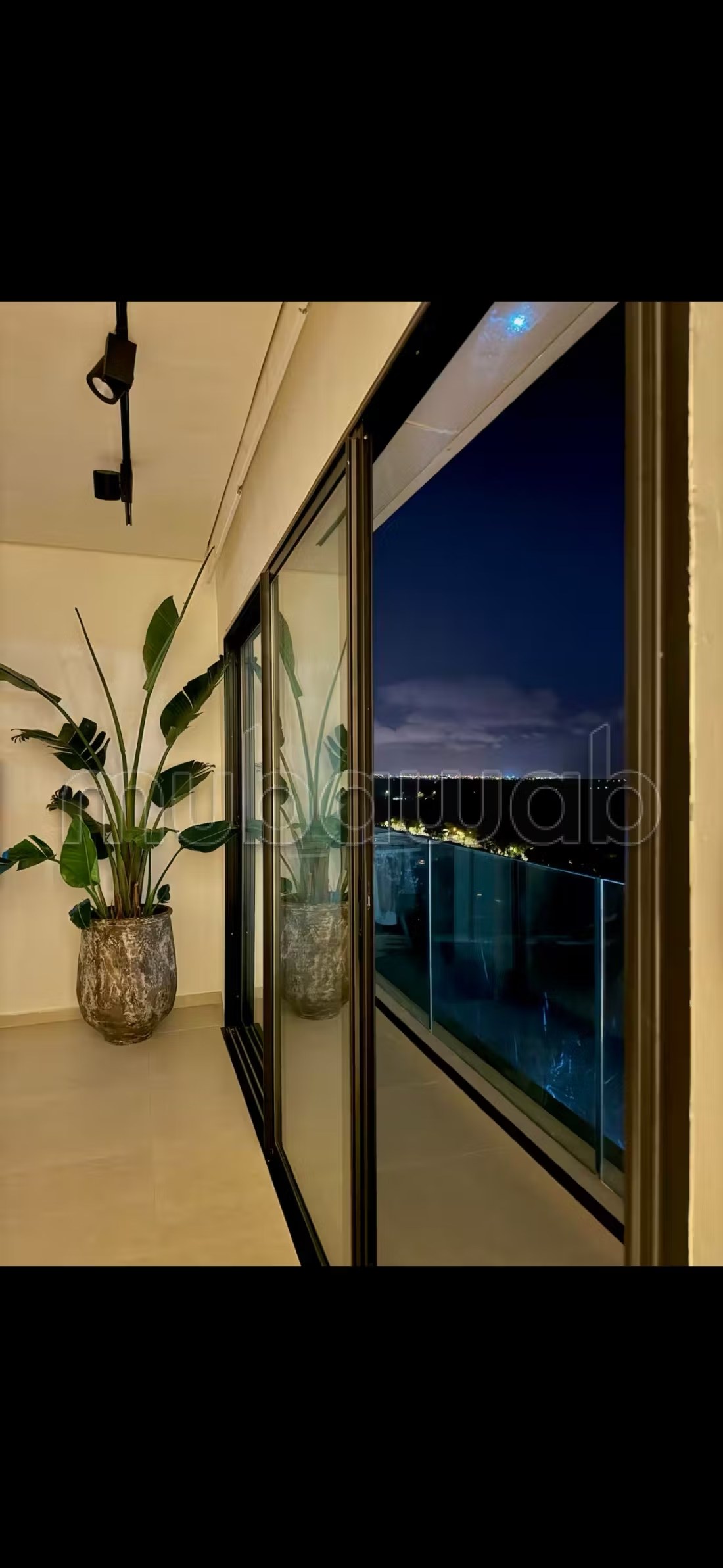 Unique Appartement 1 Bedroom à 100m du grand stade Moulay Abdellah - Photo 11