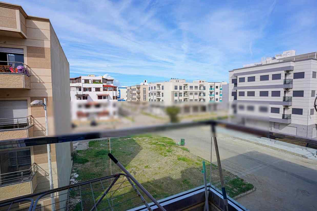 Appartement 2 chambres avec balcon à Corniche 60m²