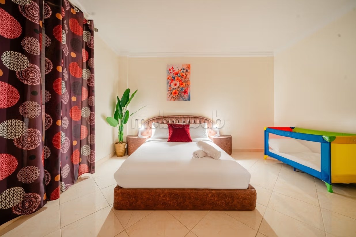 Appartements à louer à Aharrarine. Superficie 101 m². Salon typique marocain, résidence sécurisée - Photo 2