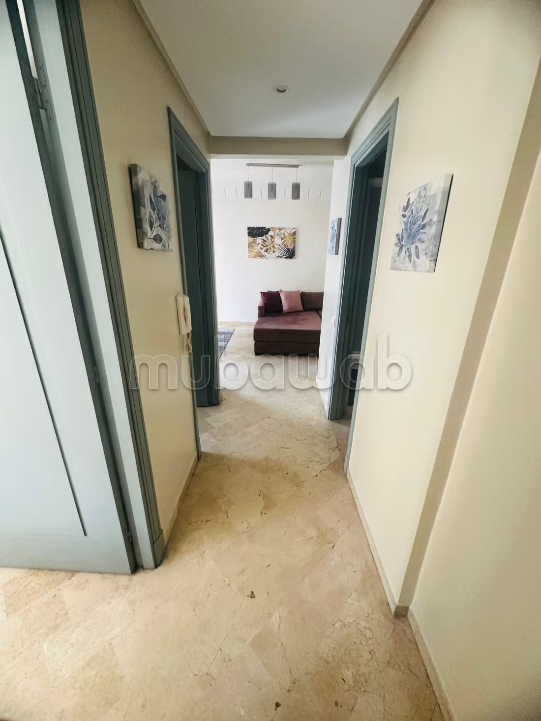 Location saisonnière à Les princesses. 
1 chambre. 
Ascenseur et garage - Photo 3