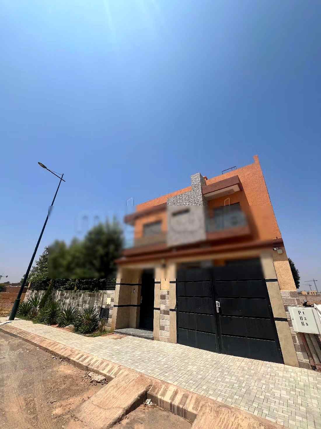 Location saisonnière villa haut standing à Route de Tahanaout. Superficie 410 m². Vue exceptionnelle sur la montagne, Fenêtres en double vitrage - Photo 10