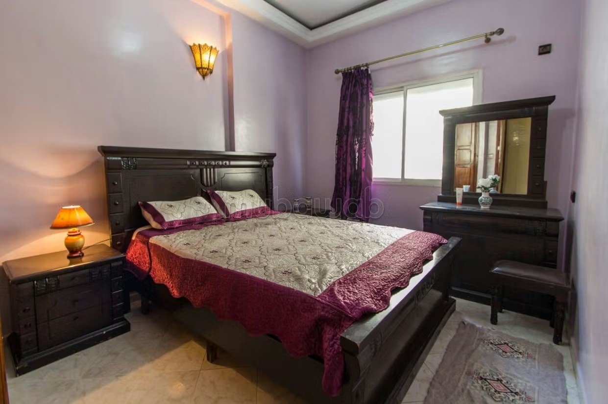 Location saisonnière en Centre. 3 belles chambres. Salon traditionnel, antenne parabolique générale - Photo 2