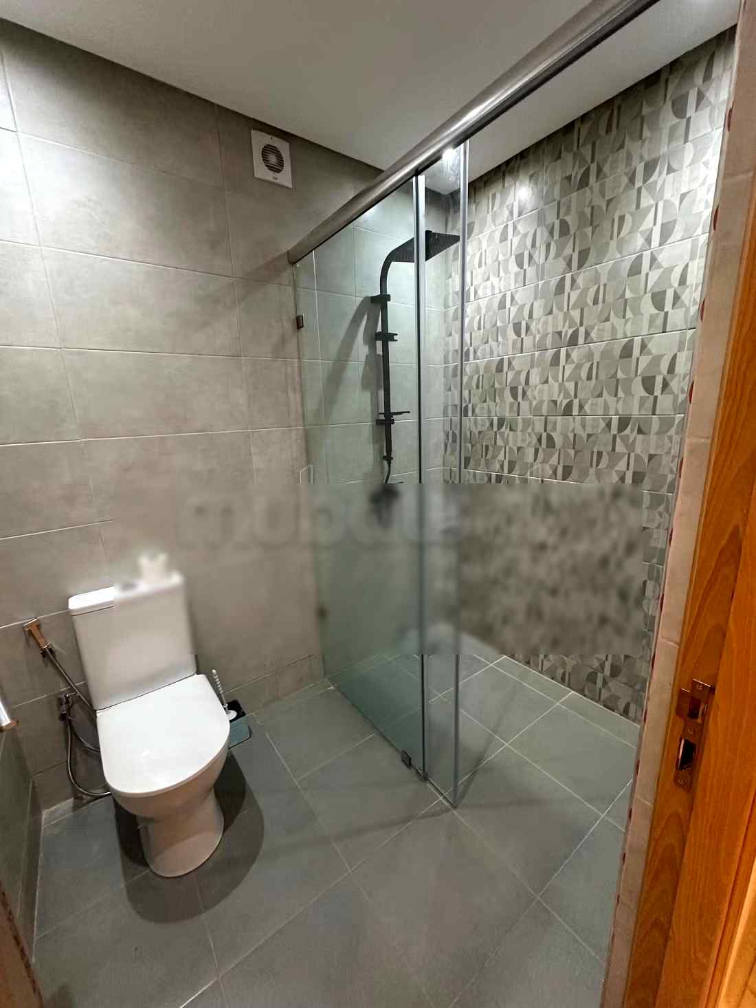 Location d'un appartement en Centre. 8 pièces. Ascenseur et places de parking - Photo 10