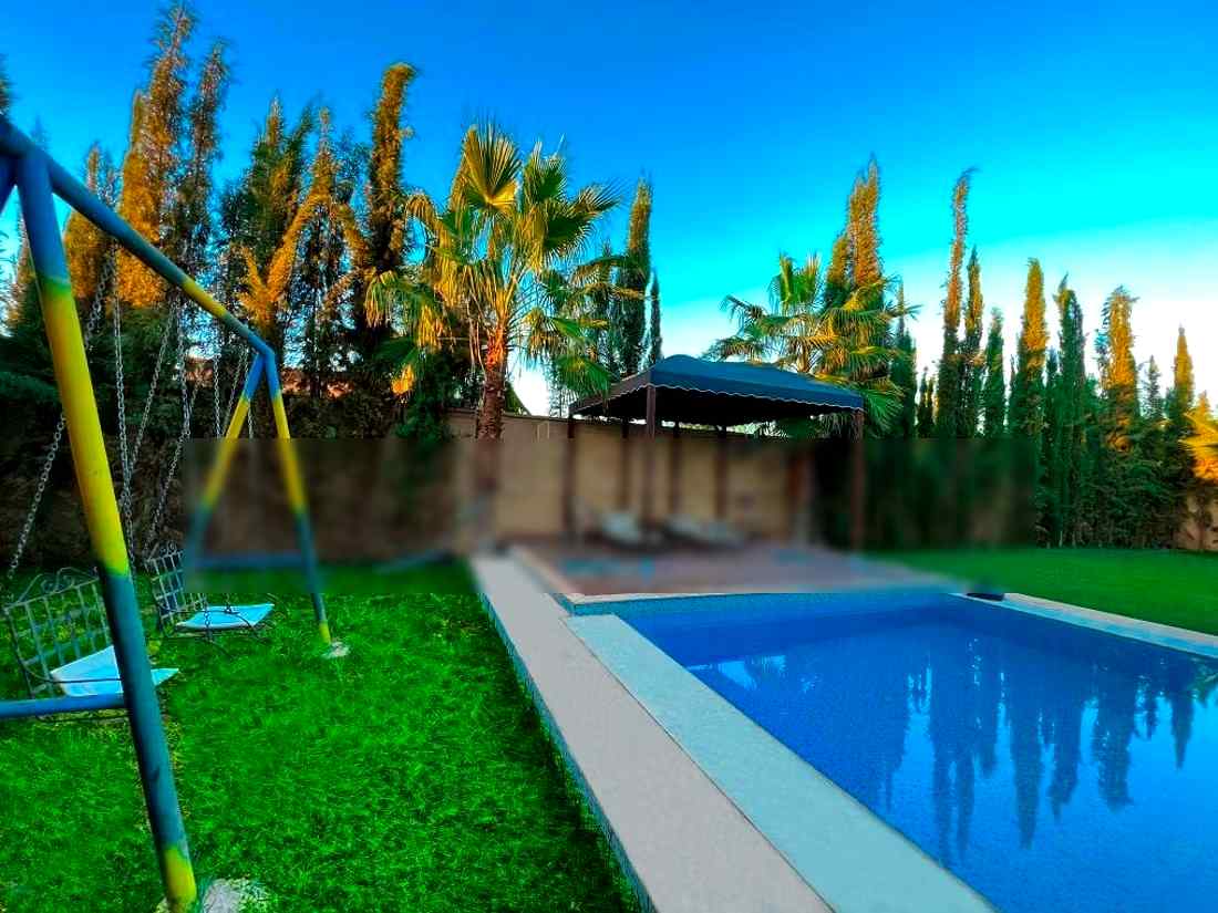 Belle Villa Avec Grande Jardin